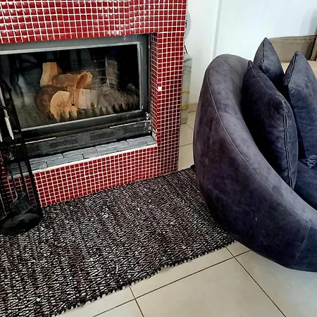 וילה Impeccable 3-bed In ניקוסיה