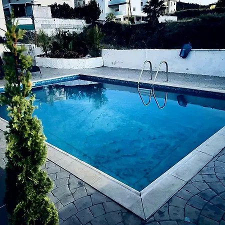 Impeccable 3-bed In וילה *