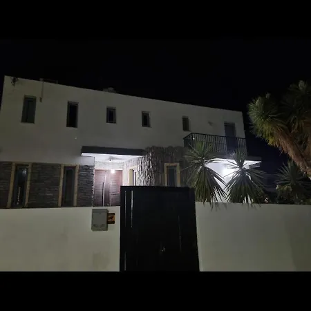 Impeccable 3-bed In וילה ניקוסיה