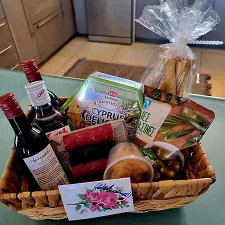 Βίλα Impeccable 3-bed In *