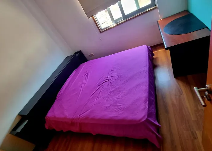 Impeccable 3-bed In 别墅