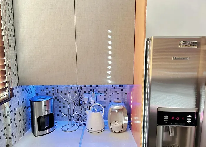 Impeccable 3-bed In *