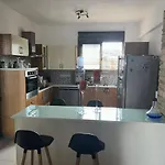 Impeccable 3-bed In 빌라 니코시아