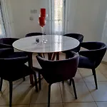 빌라 Impeccable 3-bed In